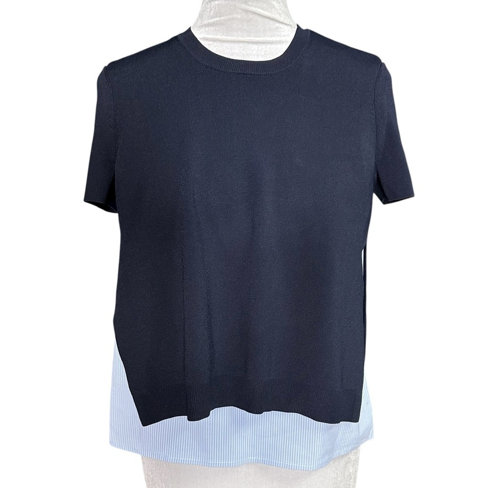 Alice + Olivia 'Women’s Navy and Blue Pinstriped Iva Top. See measurements.